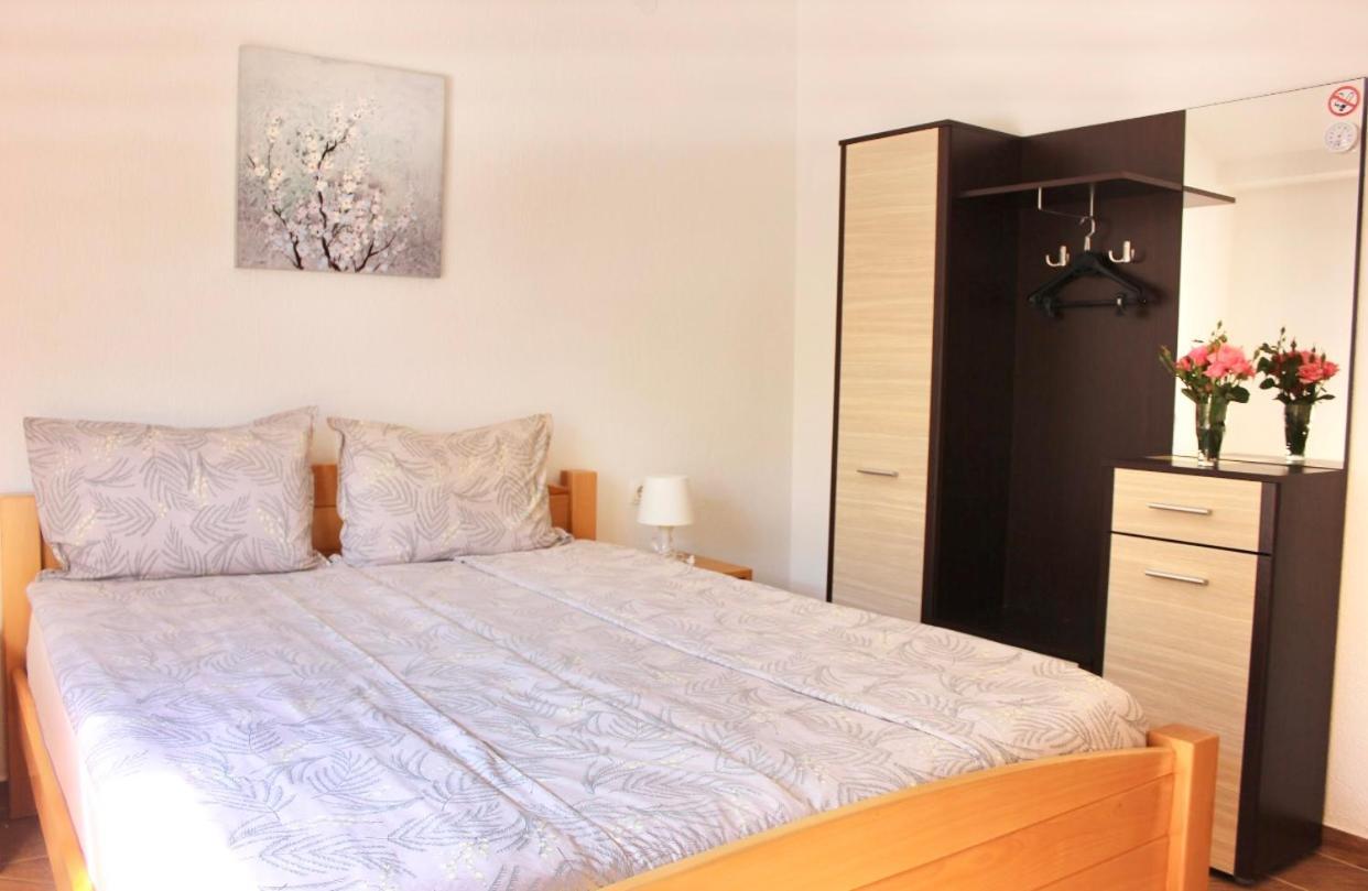 비소코 베차르 피라미드 룸스 B&B 외부 사진