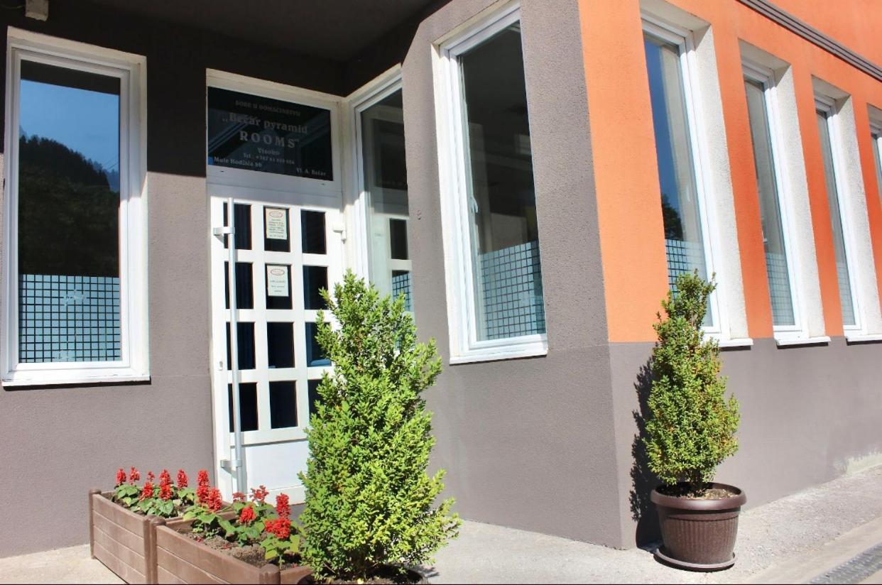 비소코 베차르 피라미드 룸스 B&B 외부 사진