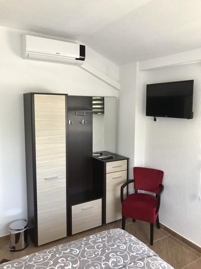 비소코 베차르 피라미드 룸스 B&B 외부 사진